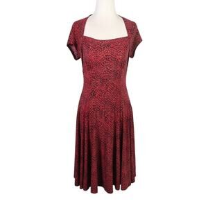 Norma Kamali red and black leopard print jersey knee length dress S